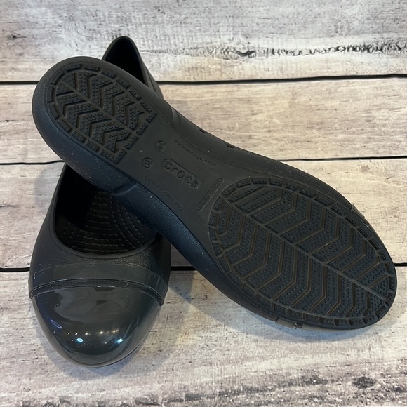 Crocs Patent Leather Toe Iconic Comfort Shoe Size 10 - Picture 2 of 5